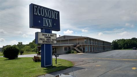 economy inn near me reviews.